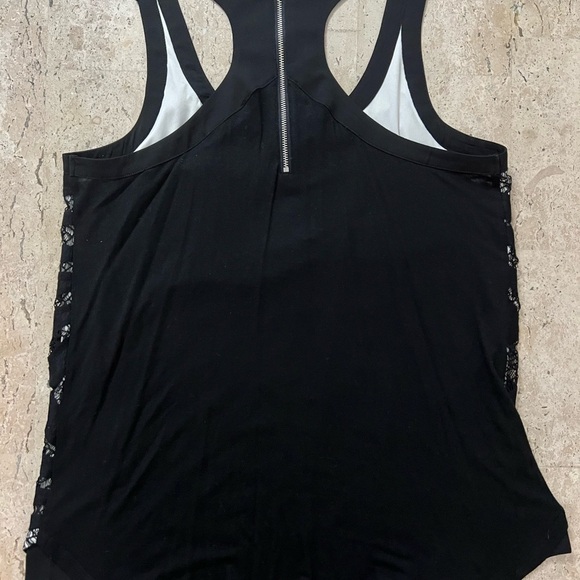 Express Lace Tank Size Medium - Picture 2 of 5